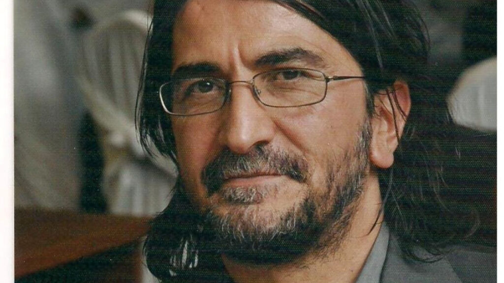 NİHAT GENÇ’İN ARDINDAN