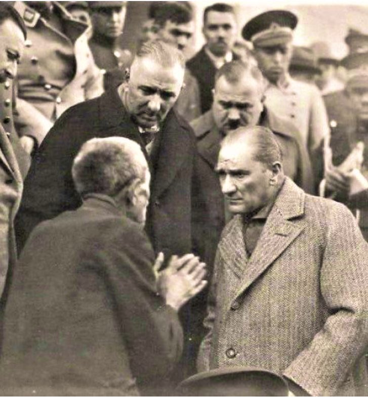 KİMLİK SİYASETİ TUTKUSU