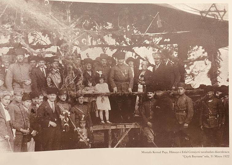 ÇOCUKLARIN CUMHURİYETİ